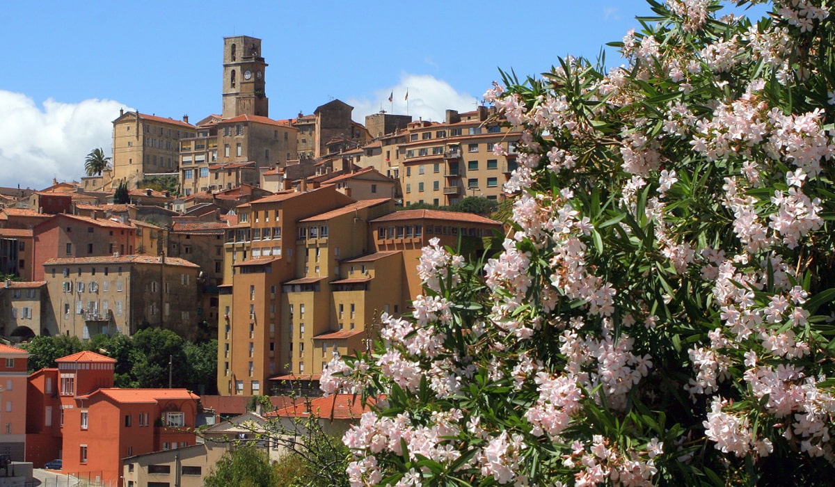 Grasse les cedres ville 1200x700 min