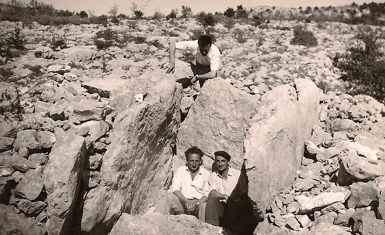 phoca thumb l dolmen colette 1950